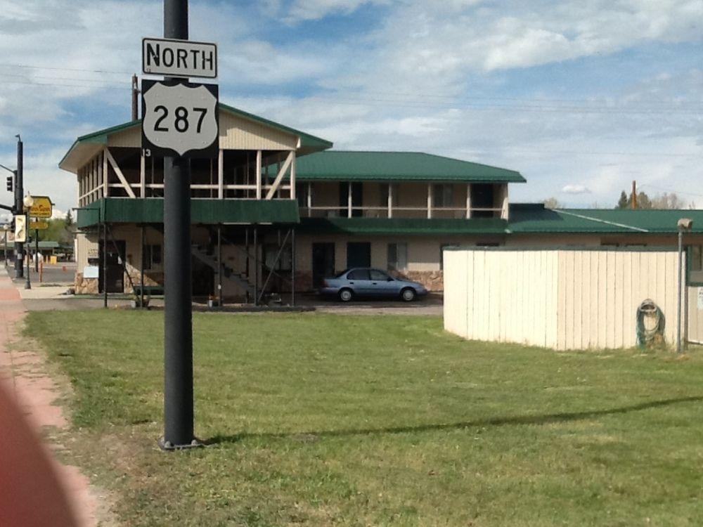 Silver Spur Motel Lander Bagian luar foto
